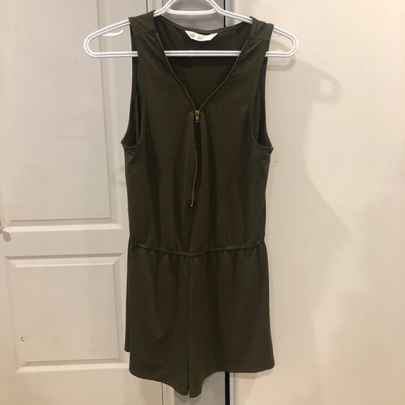 Army Green Romper - Picture 1 of 3